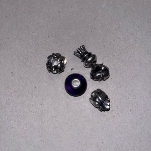 Reserved for Fara M 5 Trollbeads